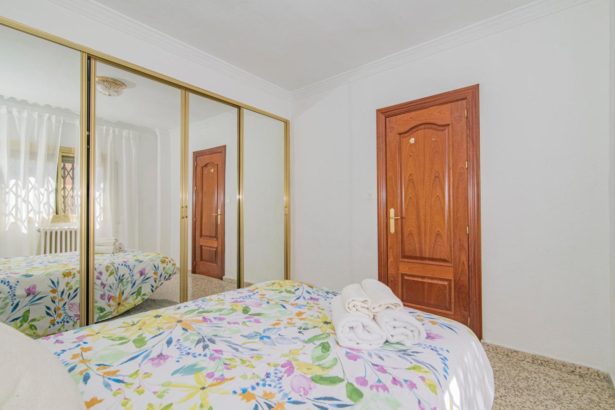 Apartment Avenida Del Sur Retreat Con Terraza Granada